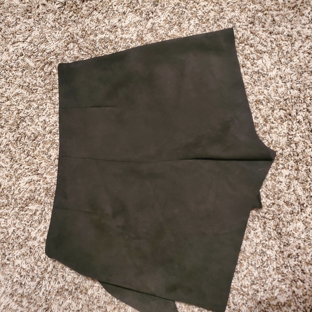 Zara Faux Suede Skort with Side Knot - Picture 7 of 11